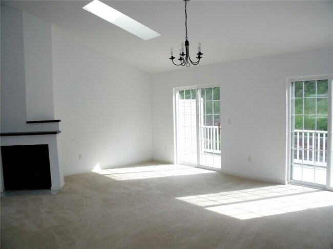 Building Photo - 1062 Dryden Rd