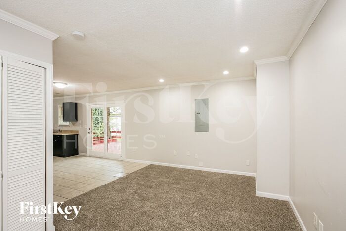 Building Photo - 7414 E 30th St