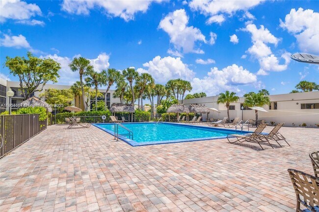 Building Photo - 8005 SW 107th Ave