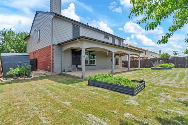 Building Photo - 749 Sweet Gum Dr