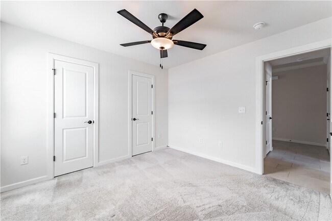 Building Photo - 317 S Nightfall Ave