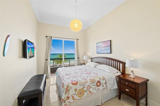 Building Photo - 4444 El Mar Dr