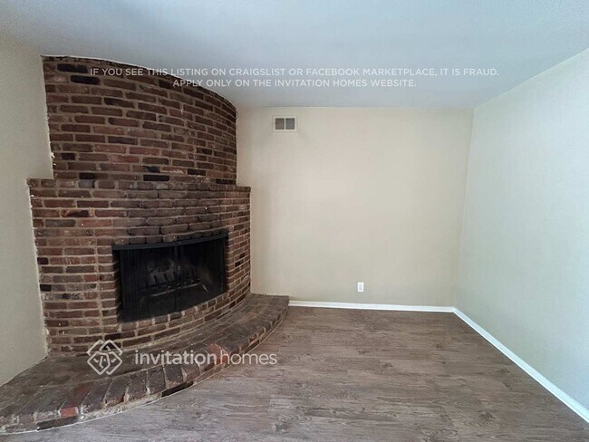 Building Photo - 8852 Casaba Ave