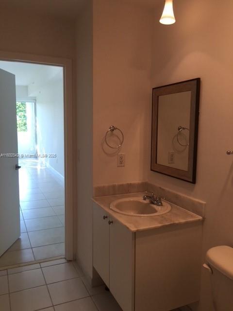 Building Photo - 2694 Inagua Ave