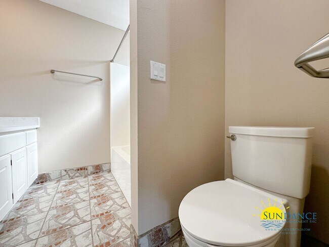 Building Photo - Adorable 3 Bedroom Home in Fort Walton Beach