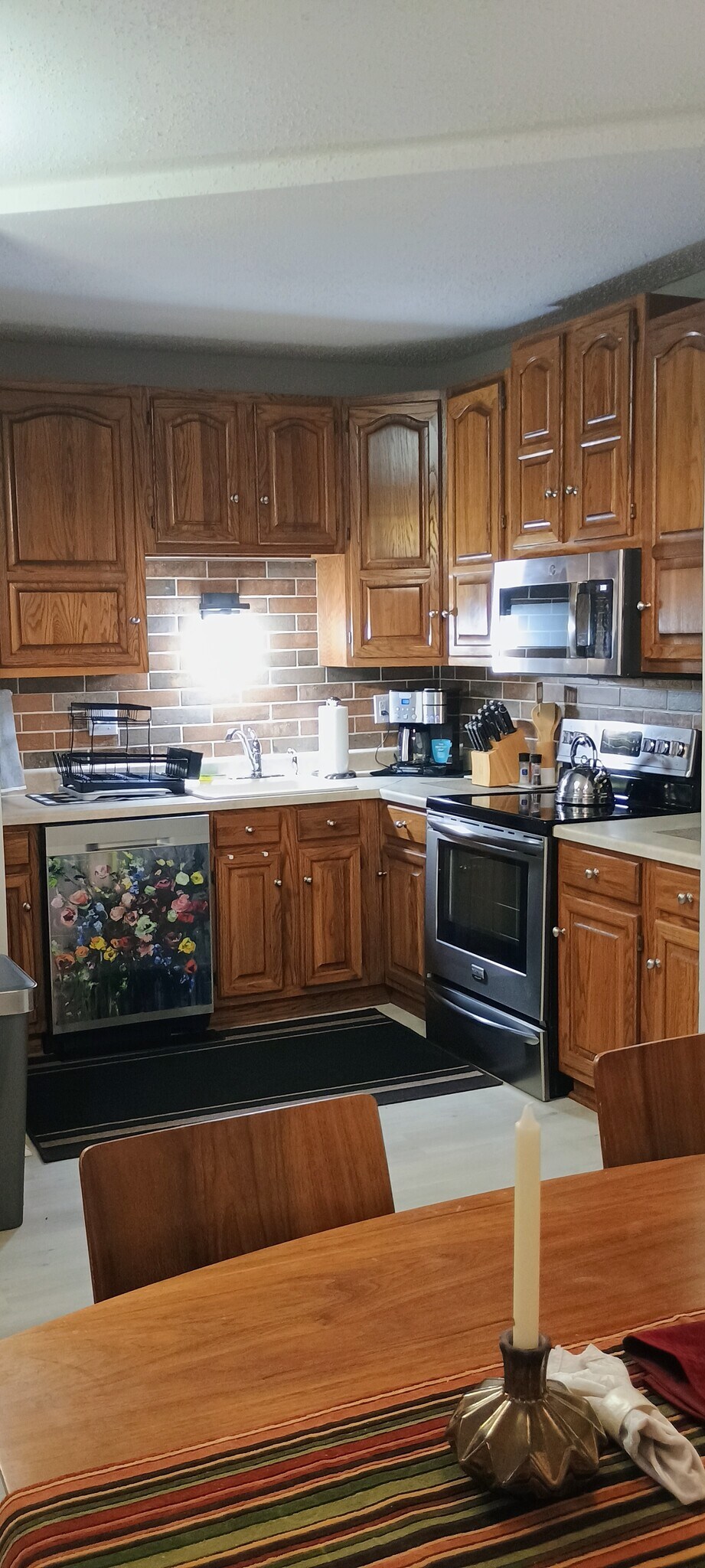 Building Photo - 906 Bitterfield Dr