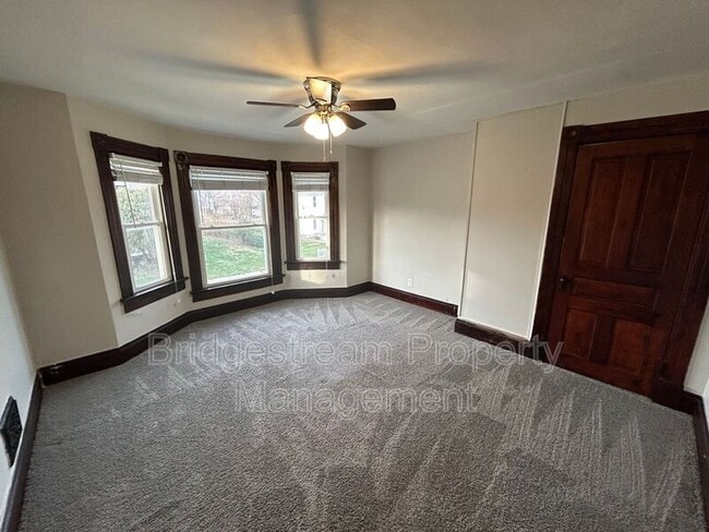 Building Photo - 38 Pioneer St