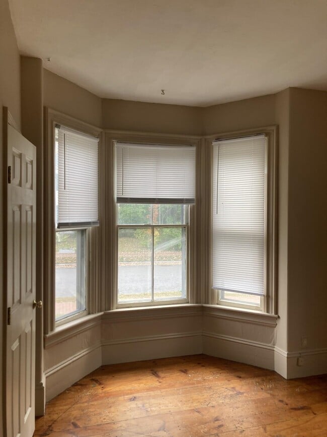 Building Photo - 75-77 Belknap St