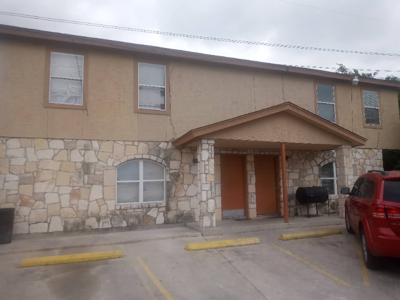 Building Photo - 6737 Brothers Ln