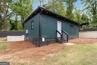 Building Photo - 758 Braemar Ave SW