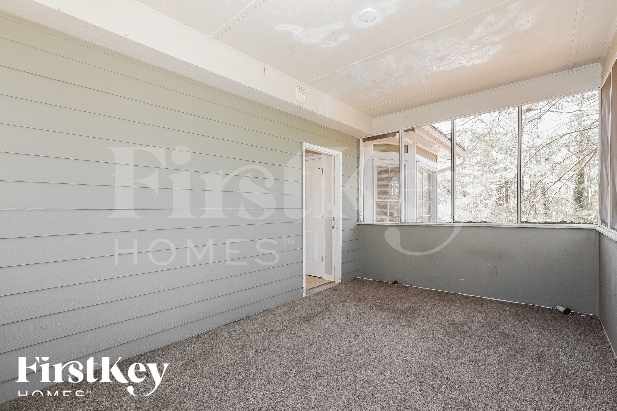 Building Photo - 3843 Holland Dr