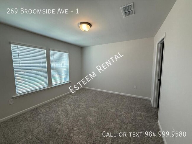 Building Photo - 269 Broomside Ave