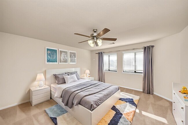 Building Photo - 5038 Gold Haven Dr