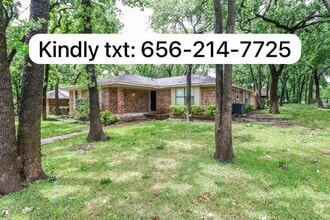 Building Photo - 3921 Double Oak Ln