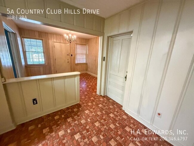 Building Photo - 5a Country Club Hills Dr