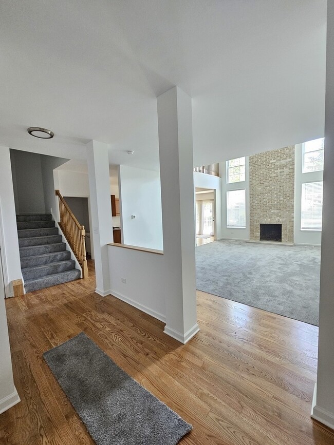 Building Photo - 1269 Bradley Cir