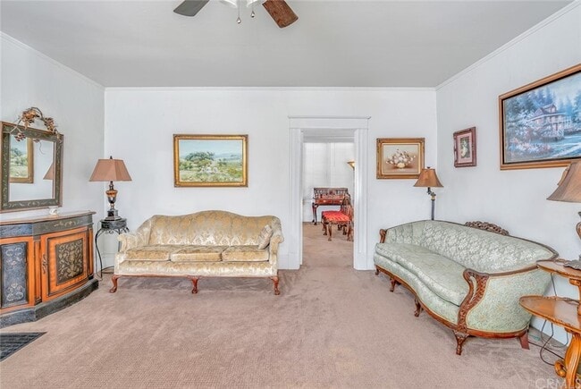 Building Photo - 119 W 21st St