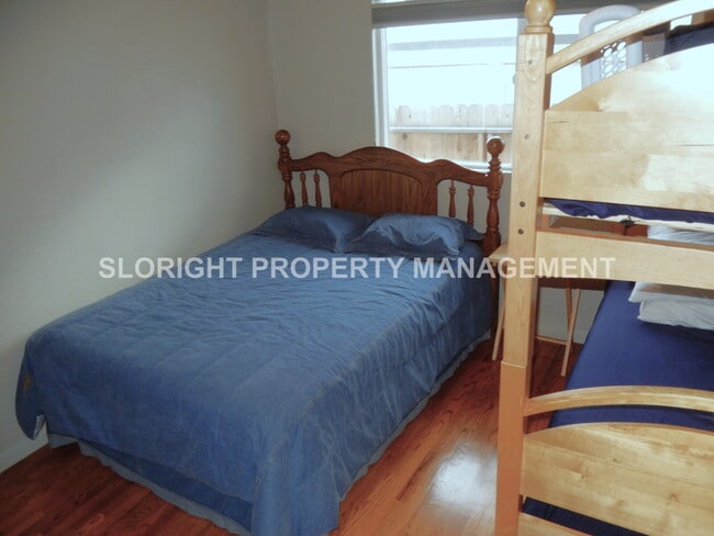 Building Photo - AVAILABLE LATE MAY - Pismo Beach Duplex - Back Unit