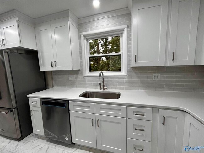 Building Photo - RENTAL HOME IN GUNTERSVILLE