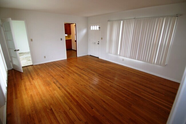 Building Photo - 3602 Weston Pl