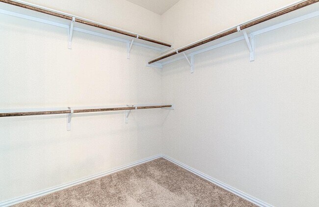 Building Photo - 508 Nogales Ln