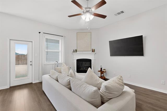 Building Photo - 2804 Cain Dr