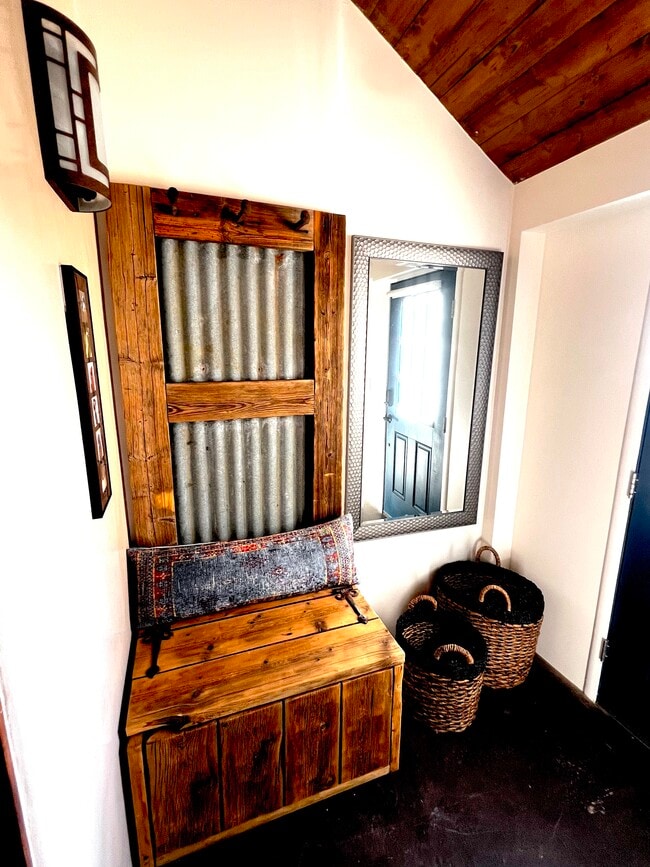 Building Photo - 46 Cattle Dr