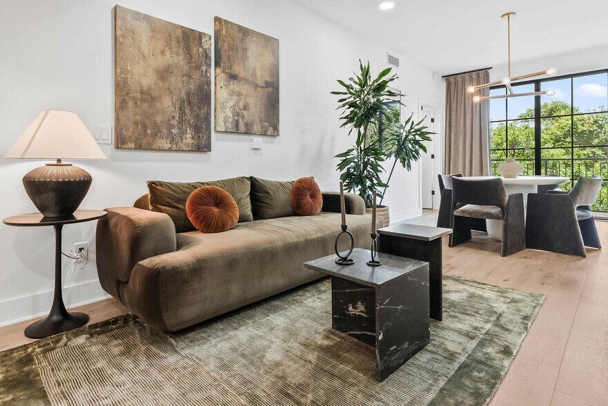 Building Photo - 346 Peters St SW