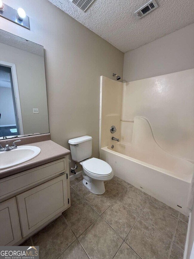 Building Photo - 16 Sapelo Dr