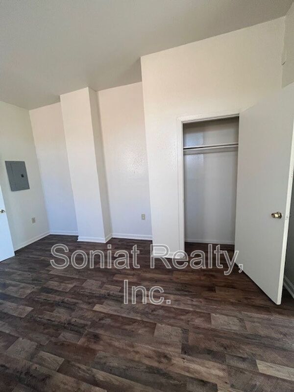 Building Photo - 2119 N Villere St