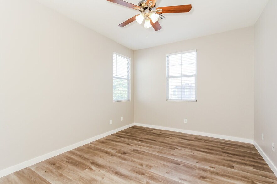 Building Photo - 6628 W Monroe St