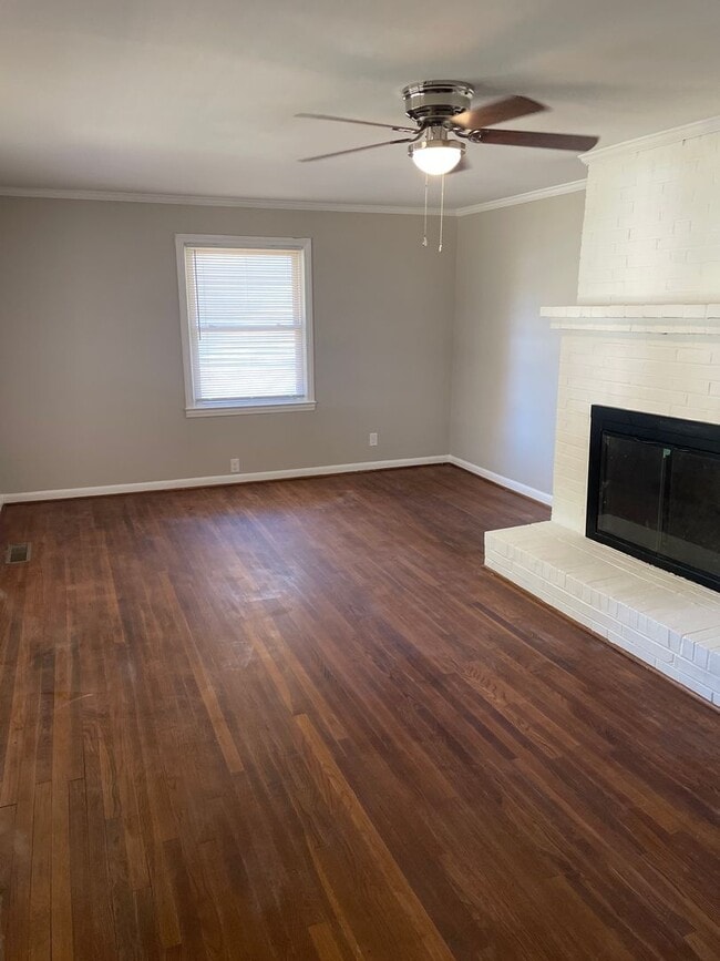 Building Photo - 10 W Twenty-Eighth St