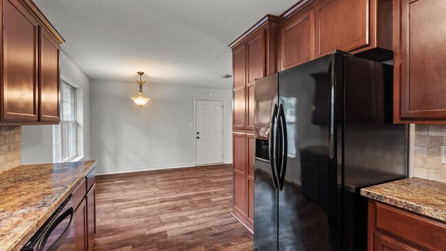 Building Photo - Charming Brick Home