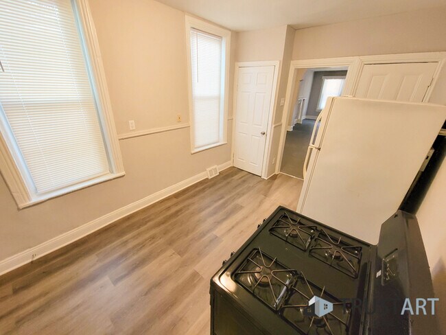 Building Photo - 4839 Merion Ave