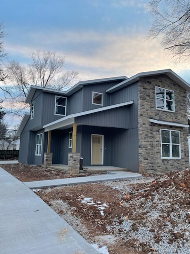 Building Photo - Newly Built Home - 4 bedroom