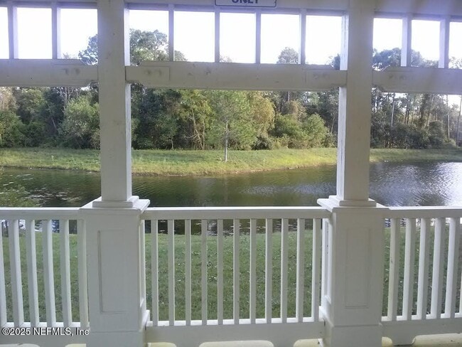 Building Photo - 403 Oasis Ln
