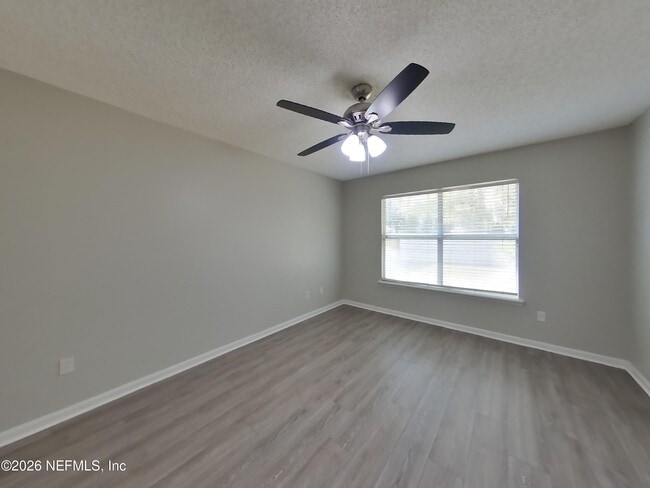 Building Photo - 1330 Summerbrook Dr