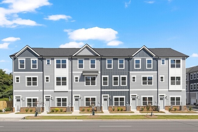 Primary Photo - Brand New Townhomes For Lease in WestEnd