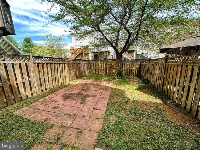 Building Photo - 160 Harpers Way