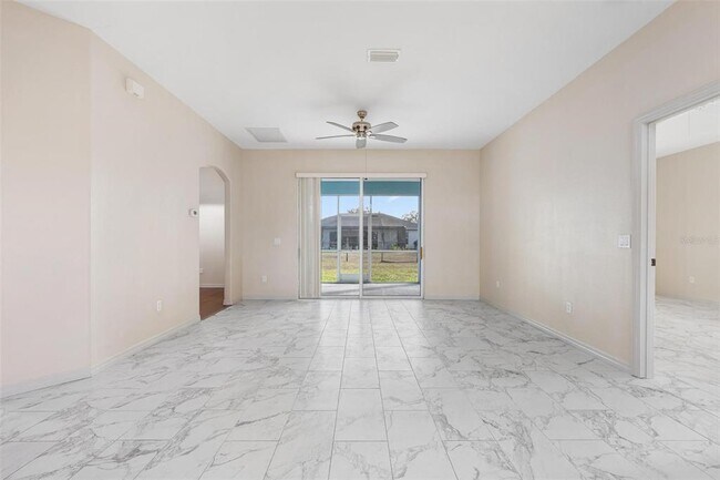 Building Photo - 2280 De Vore St