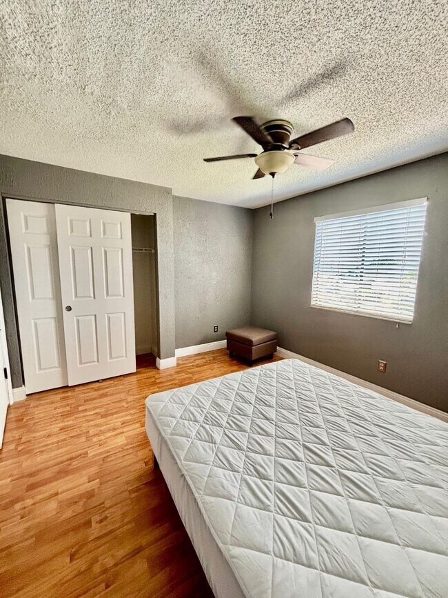Building Photo - 106 Coralwood Cir
