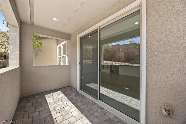 Building Photo - 11467 Contour Ave