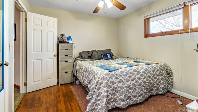 Building Photo - 19 7th St