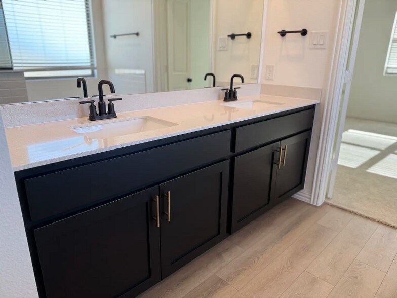 Building Photo - 1908 Wishon Rd