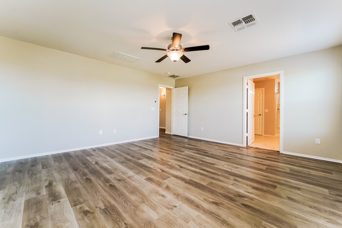 Building Photo - 6531 S Calle Diablo Dr