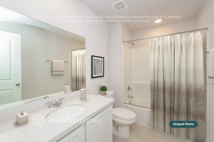 Building Photo - 6448 Blue Trl