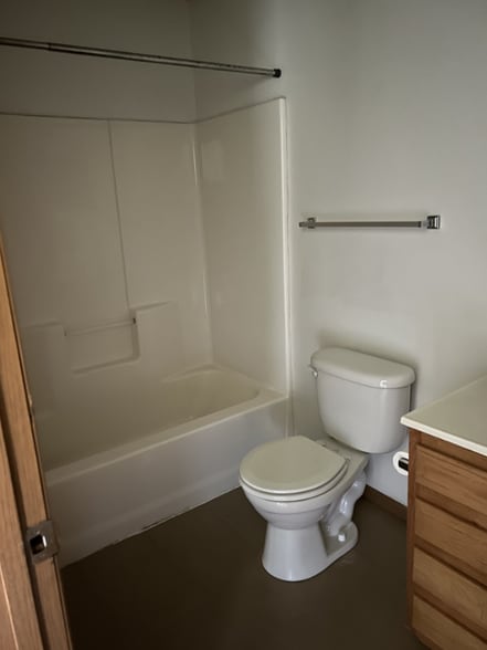 Building Photo - 100 Mineral Manor Way