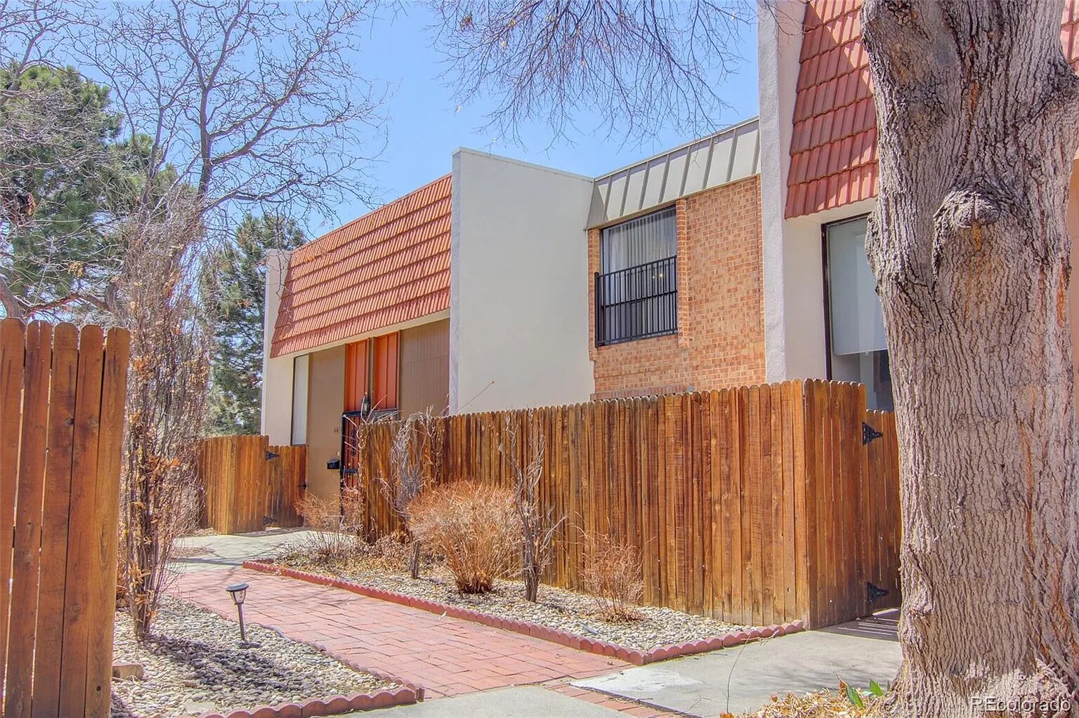 Building Photo - 6468 E Bates Ave