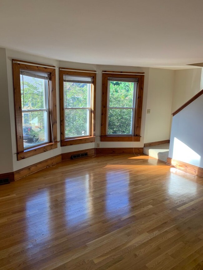 Building Photo - The Bigelow Brook Condo