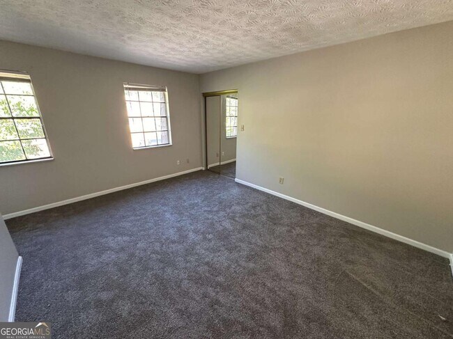 Building Photo - 6427 Woodstone Ter